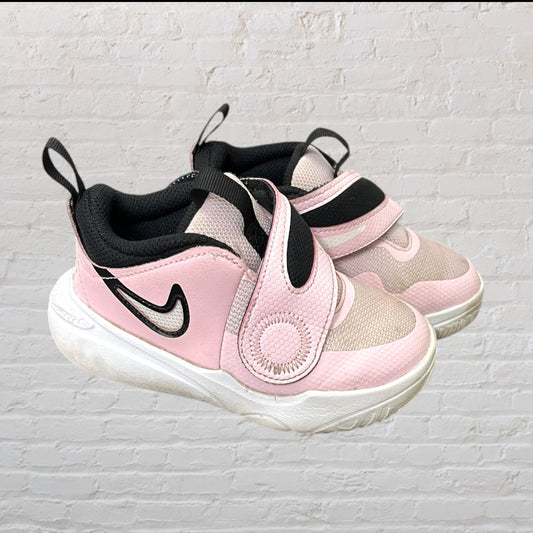 Nike Nike Team Hustle Velcro Sneakers (Footwear 9)