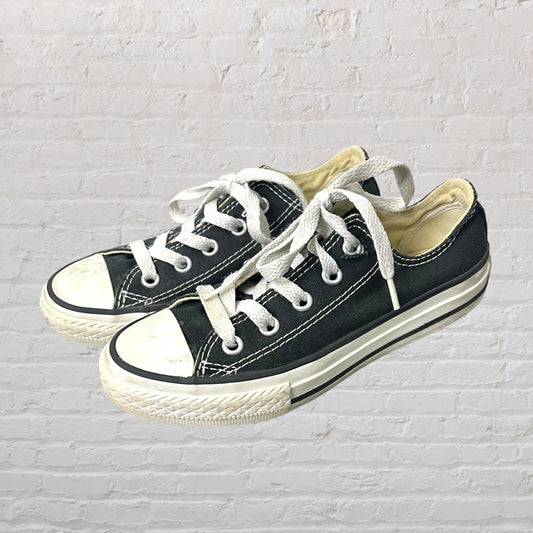 Converse Chuck Taylor Sneakers (Footwear 12)