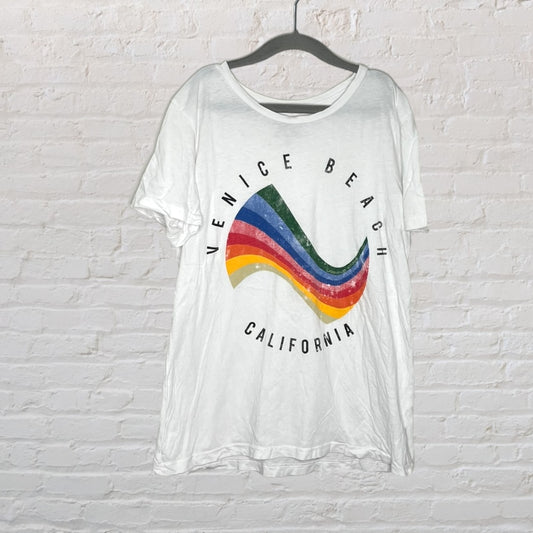 Californian Vintage Rainbow Wave T-Shirt (10)