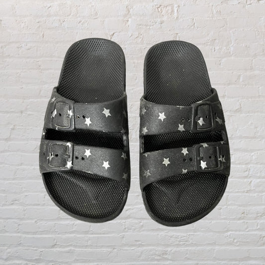 Freedom Moses Star Slides (Footwear 9)